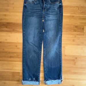 Sneak peak jeans